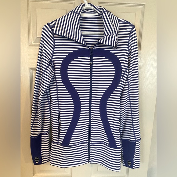 Lululemon In Stride Jacket Size 8 - Picture 1 of 2